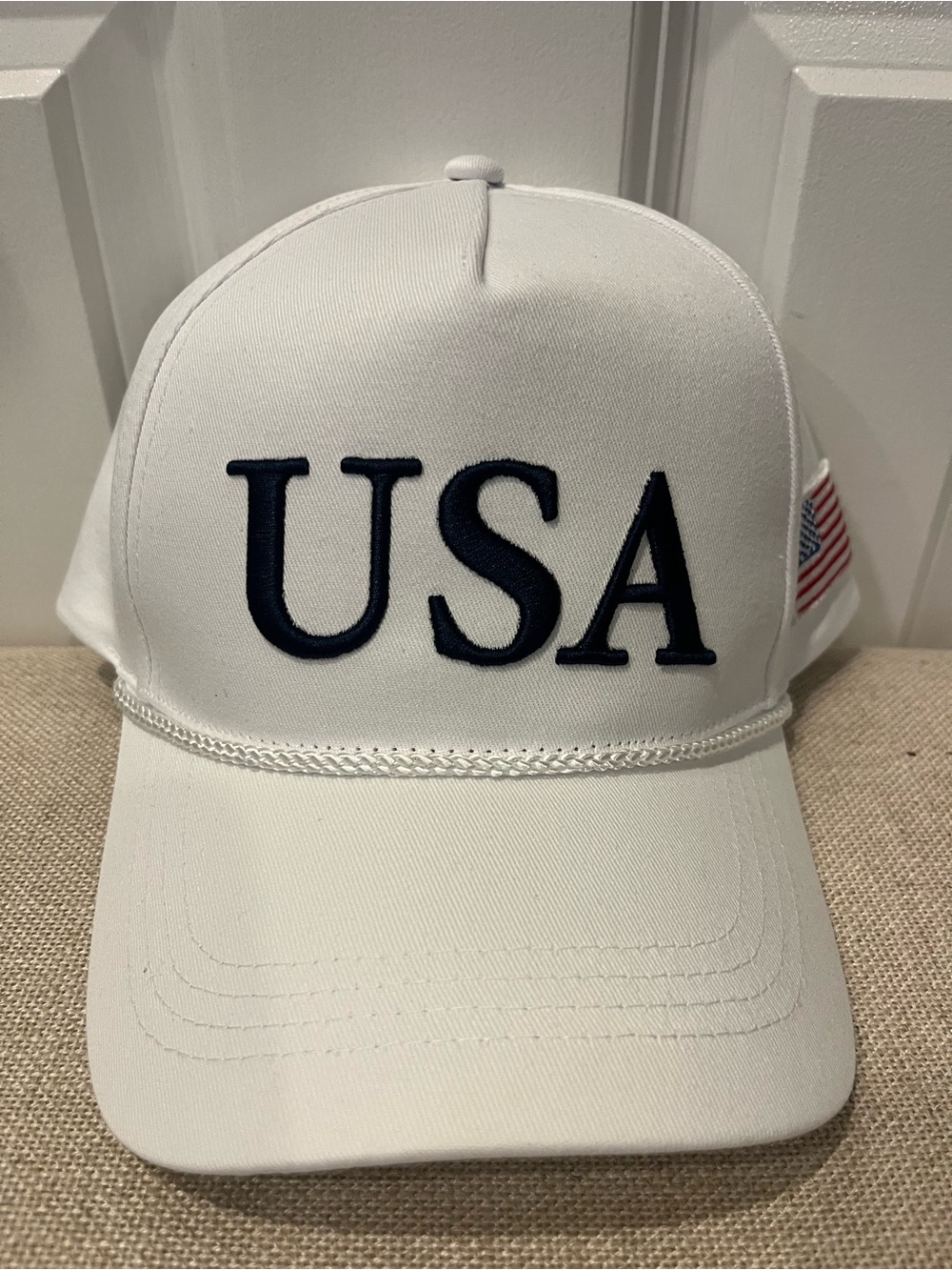 NWT DAVID & YOUNG MEN'S WHITE USA EMBROIDERED BASEBALL HAT
